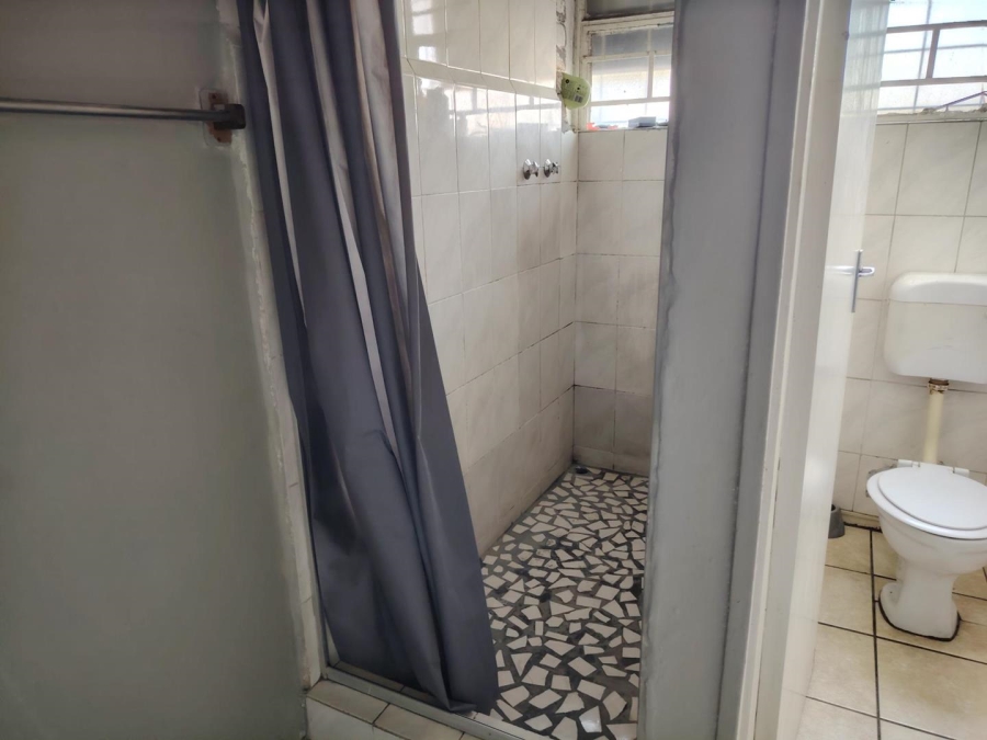 To Let commercial Property for Rent in Triangle Farm Western Cape
